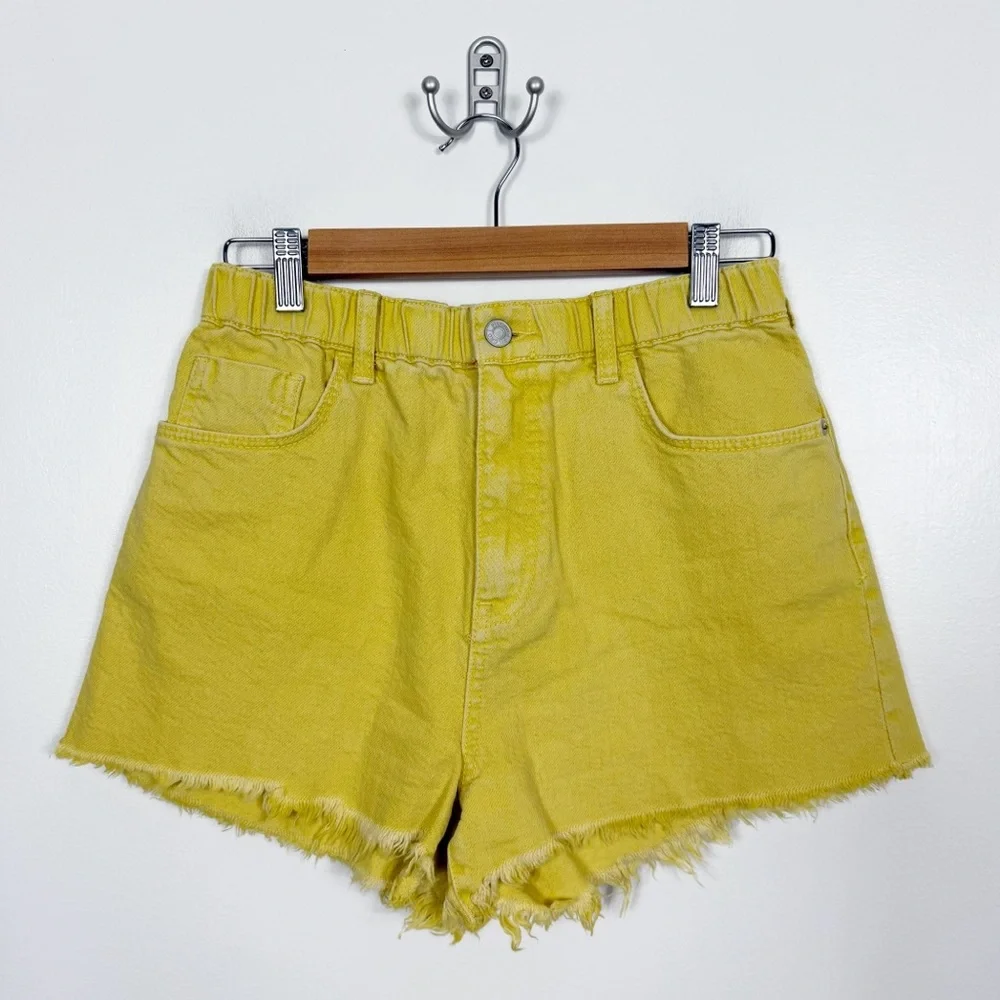 Anthropologie Pilcro Lara Denim Yellow Frayed Shorts Size Small - Picture 2 of 6
